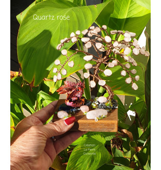 Arbre de vie en Quartz rose et son Dragon  .