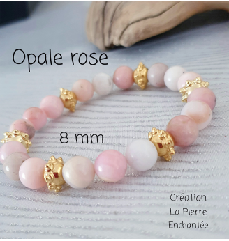 Bracelet en Opale rose , perles 8 mm , finitions dorées .