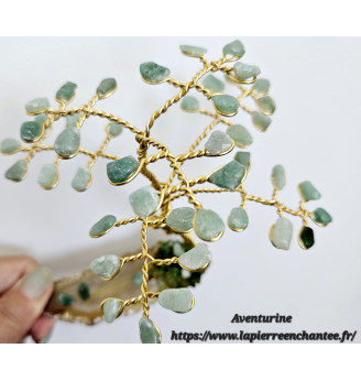 Arbre de vie en Aventurine sur tranche d'agate naturelle.