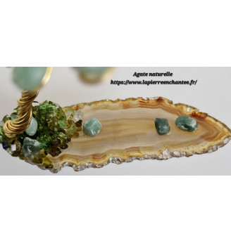 Arbre de vie en Aventurine sur tranche d'agate naturelle.