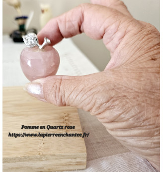 Quartz rose , jolie pomme .