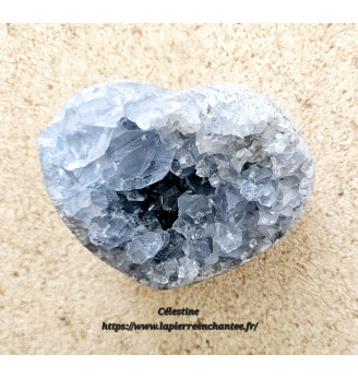 Célestine cœur, qualité supérieure, Madagascar.