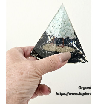 Orgonite Arbre de vie en Amazonite et Tourmaline.