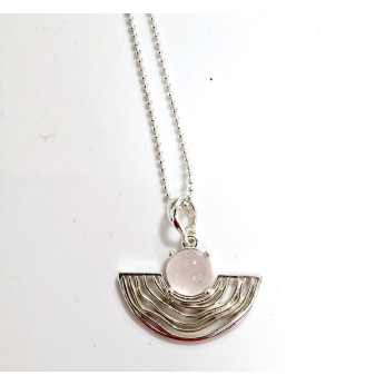 Pendentif en Quartz rose sertissage en Argent massif 925 .