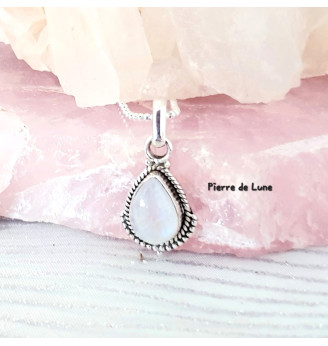 Pendentif en Pierre de lune et Argent 925 .