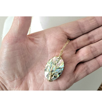 Pendentif en Nacre Abalone, Arbre de vie doré.