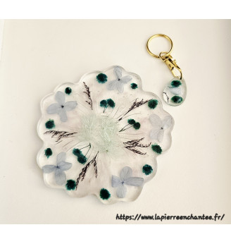 🌿 Ensemble porte-clés et dessous de bougie en résine cristal – Fleurs séchées bleu/vert