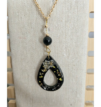 Pendentif en résine, fleurs séchées naturelles et Tourmaline.