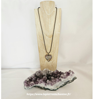 Pendentif Cœur en Résine – Fleurs Séchées et Reflets Irisés