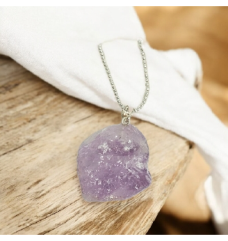 Pendentif en Améthyste brute – Pierre de sérénité et de protection