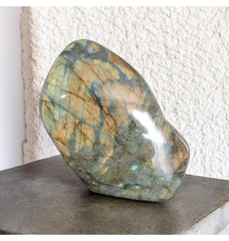 Labradorite naturelle – Pierre de protection et d’harmonie