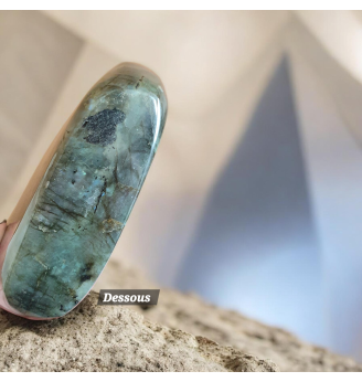 Labradorite naturelle – Pierre de protection et d’harmonie