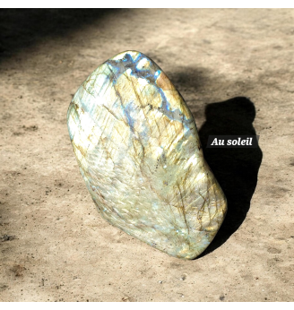 Labradorite naturelle – Pierre de protection et d’harmonie