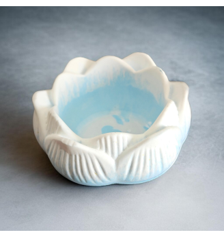 Photophore,bougeoir Lotus bleu pastel et blanc, nuage de douceur.