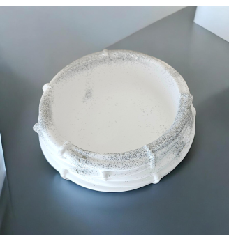 Coupelle à bijoux forme nid – résine blanche pailletée .