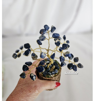 Arbre de Vie  en Sodalite sur socle en bois – Création artisanale en pierres naturelles