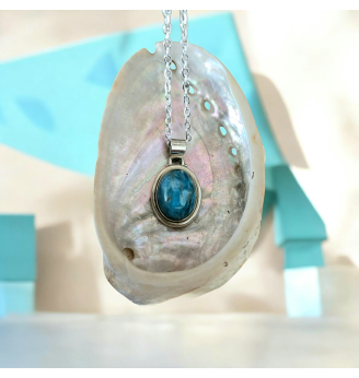 Pendentif Apatite et Argent 925 – Pierre de Sérénité et de Transformation