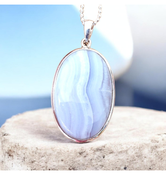 Pendentif Calcédoine Bleue Ovale en Argent 925 – Pierre Naturelle Apaisante