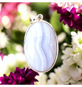Pendentif Calcédoine Bleue Ovale en Argent 925 – Pierre Naturelle Apaisante