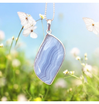 Pendentif Calcédoine Bleue Losange – Argent 925 – Pierre Apaisante