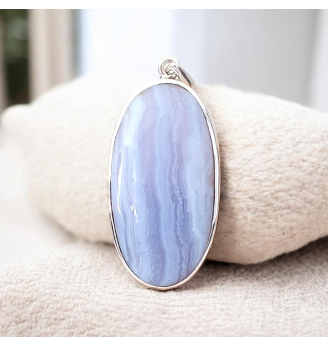 Pendentif Calcédoine Bleue Ovale – Argent 925 – Souffle de Sérénité