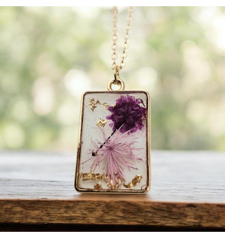 Pendentif en résine avec...