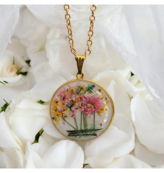 Pendentif en résine et...