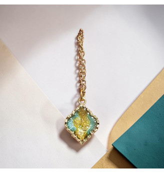 Pendentif  en résine...