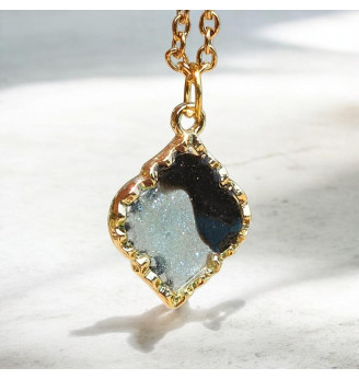 Pendentif en résine cristal...
