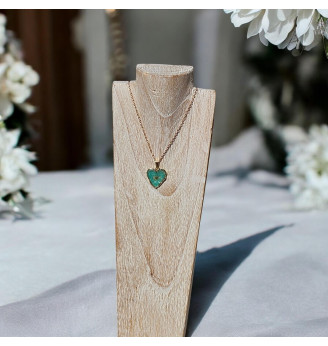 Pendentif en résine cristal , cœur turquoise irisé  – Étoile dorée – Bijou artisanal été
