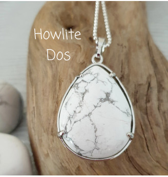Pendentif  en Howlite Arbre de vie .