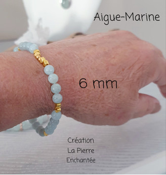 Bracelet en Aigue-Marine – Perles 6 mm – Finitions cœurs dorés – Taille 17 à 19 cm