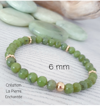 Bracelet en Jade  6 mm .