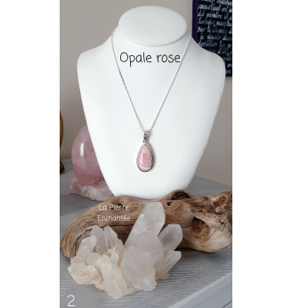 Pendentif en Opale rose , serti Argent massif 925.