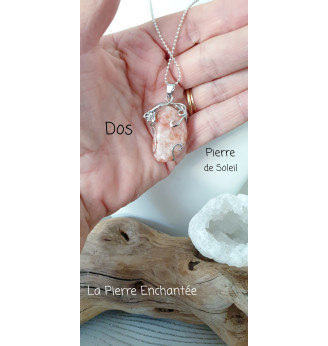 Pendentif en Pierre de Soleil .