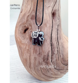 Pendentif en Hématite , éléphant .