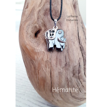 Pendentif en Hématite , éléphant .