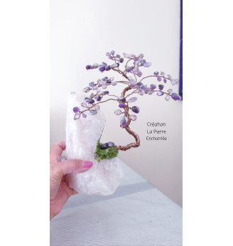 Arbre  Améthyste sur Quartz rose brut.