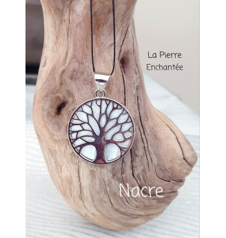 Pendentif  en Nacre forme Arbre de vie.