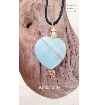 Collier cœur en Amazonite  et arbre de vie .