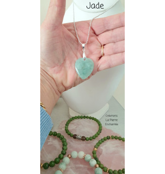 Pendentif  en Jade, forme coeur .