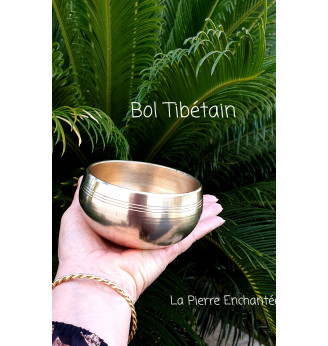 Bol Tibétain en laiton  .