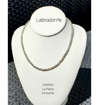 Collier ras de cou en Labradorite, 4 mm .
