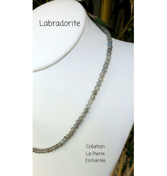 Collier ras de cou en Labradorite, 4 mm .