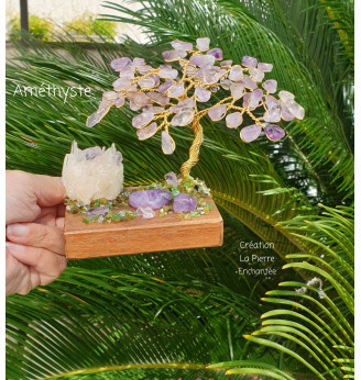 Arbre de vie en Améthyste et Amas de Quartz .