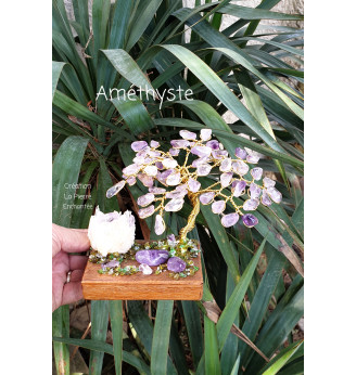 Arbre de vie en Améthyste et Amas de Quartz .