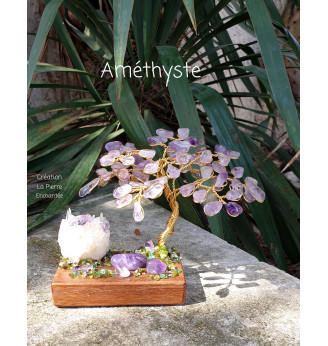 Arbre de vie en Améthyste et Amas de Quartz .